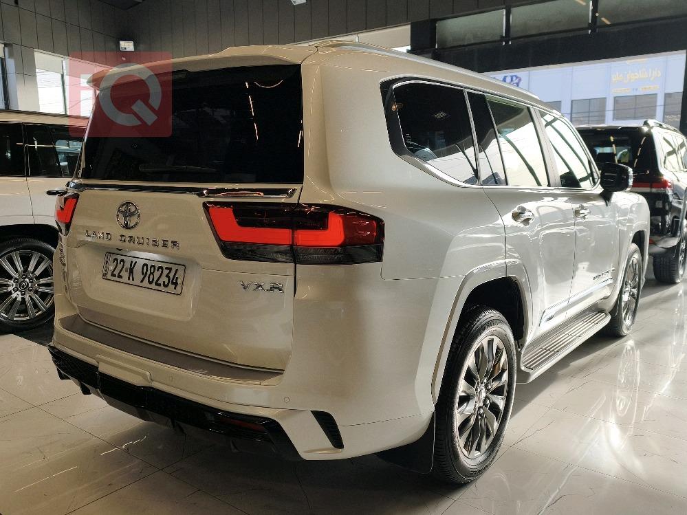 تويوتا لاندكروزر